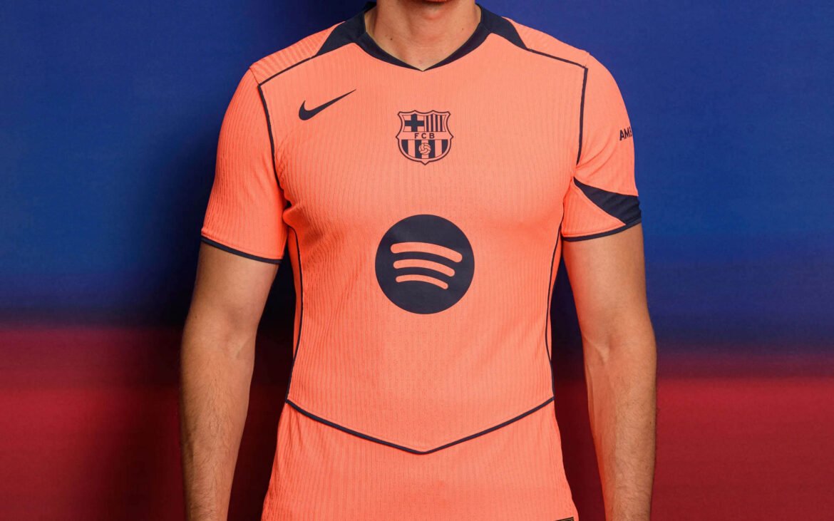 Camisa Nike Barcelona 2025/26 III Jogador - Garcêz Sports