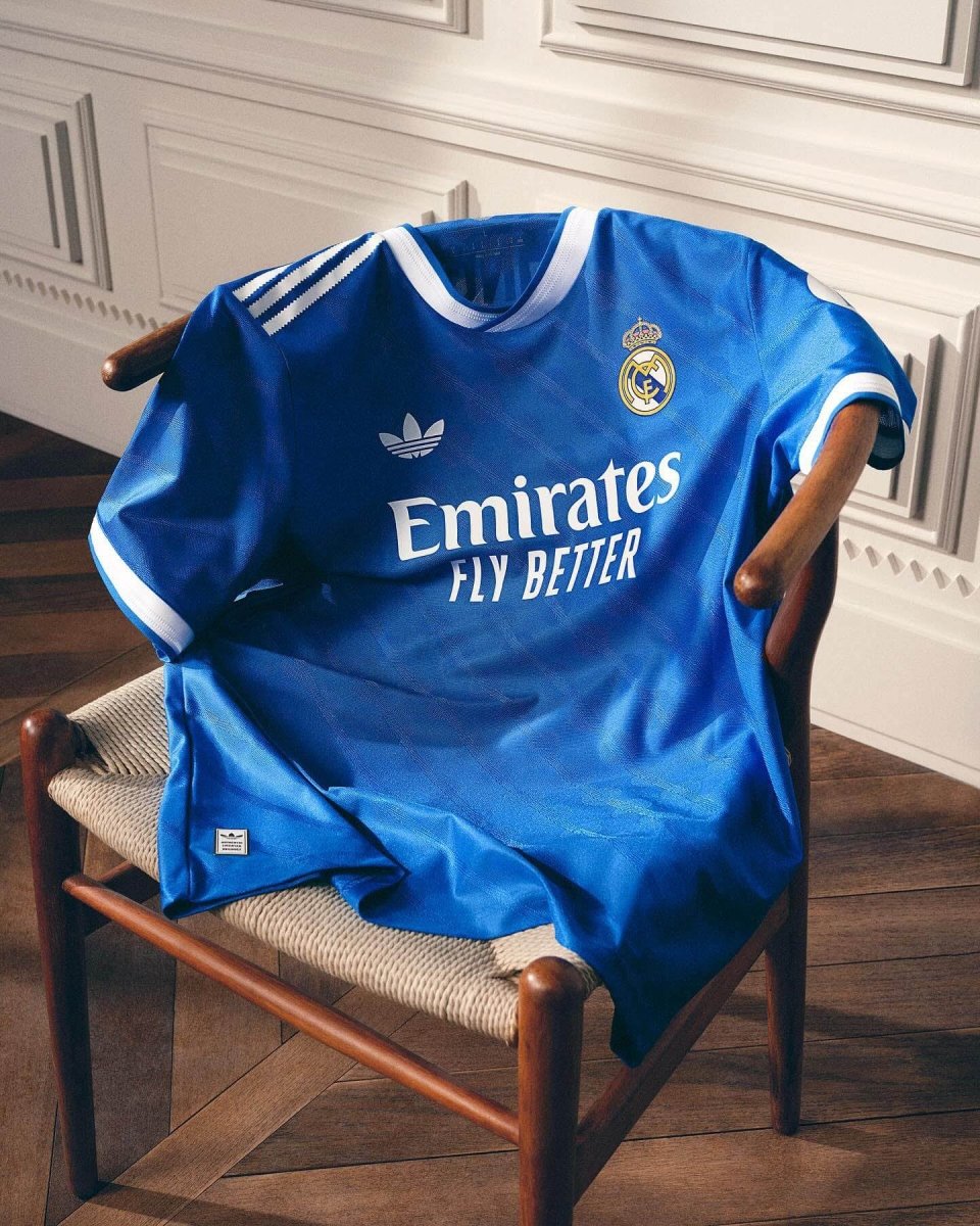 Camisa Real Madrid Third 2025/26 Azul - Garcêz Sports