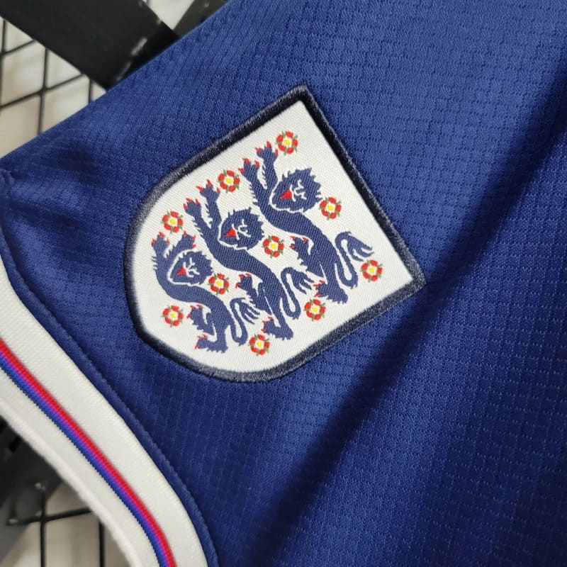 Short Inglaterra 24/25