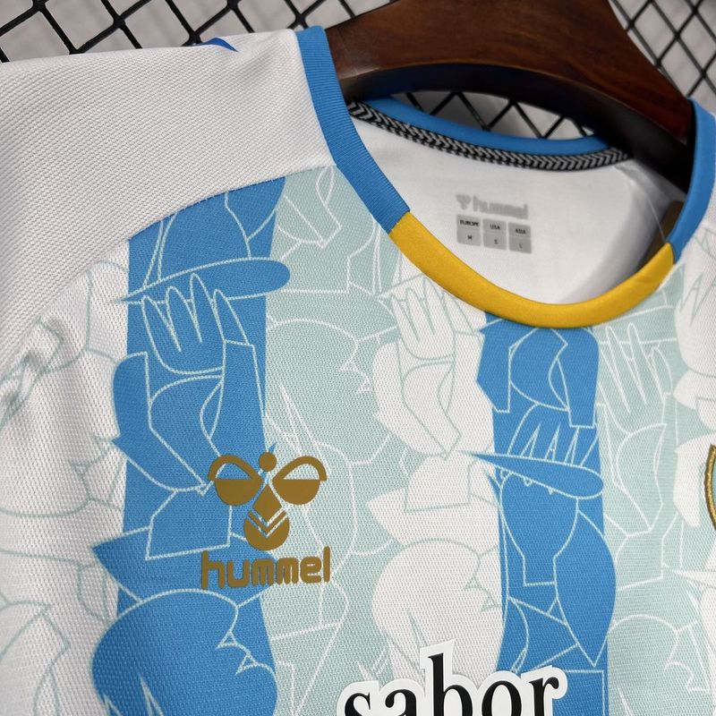 Camisa do Málaga I 24/25 -Branca e azul