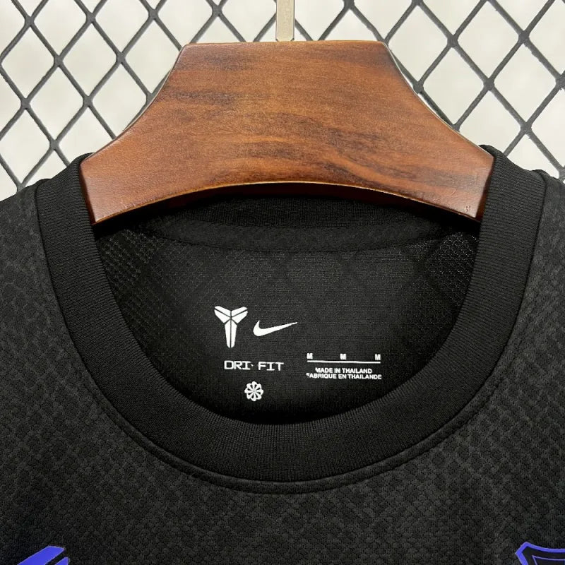 Camisa Pré-Jogo Barcelona x Kobe Bryant 2025/26 Torcedor - Masculina