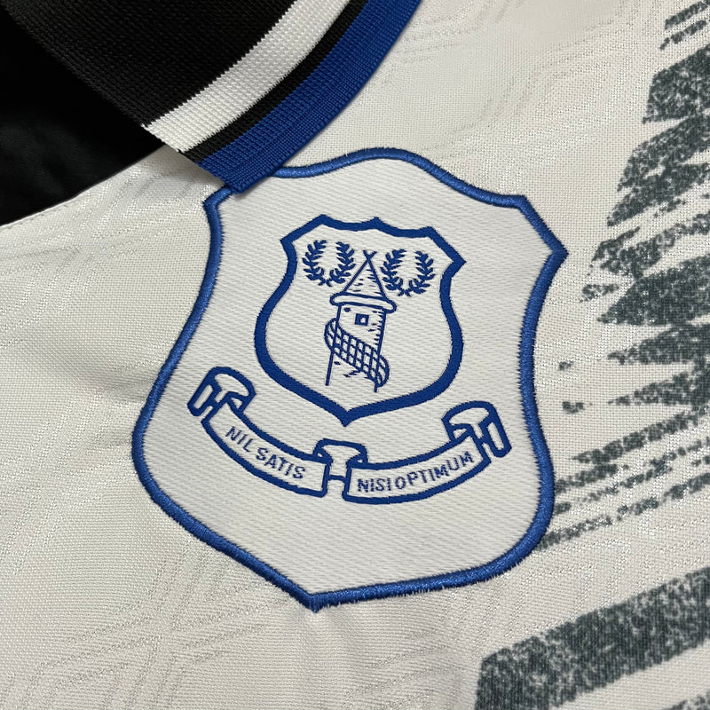 Everton Retro  1994/95 away