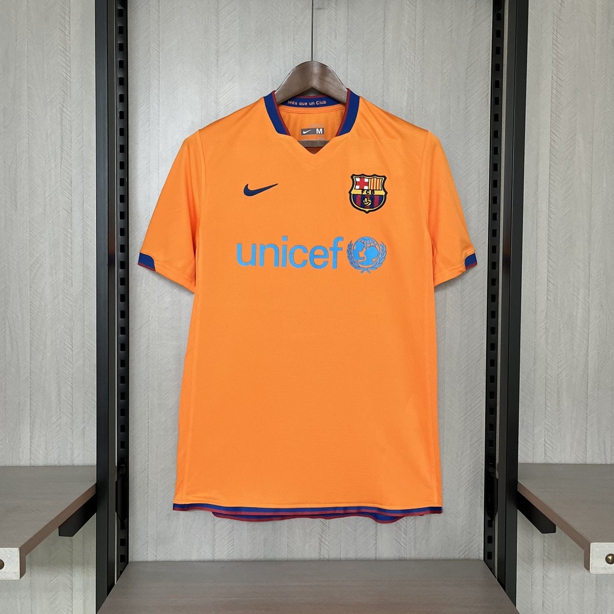 Barcelona Retro 2006/07 away - Garcêz Sports
