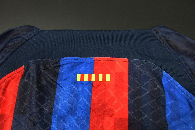 Camisa Barcelona I 22/23 Azul e Vermelha - Nike - Masculino Jogador - DA Sports Oficial