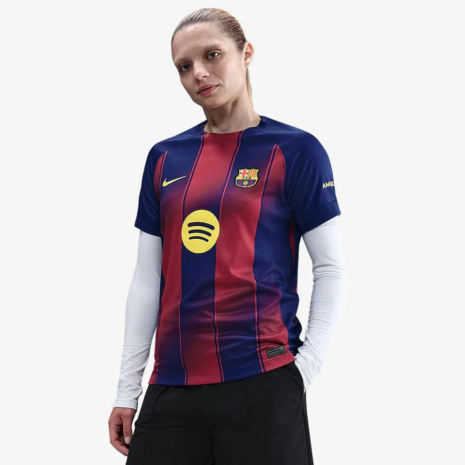 Camisa Barcelona Nike 2025/26 - (Feminina) - Garcêz Sports