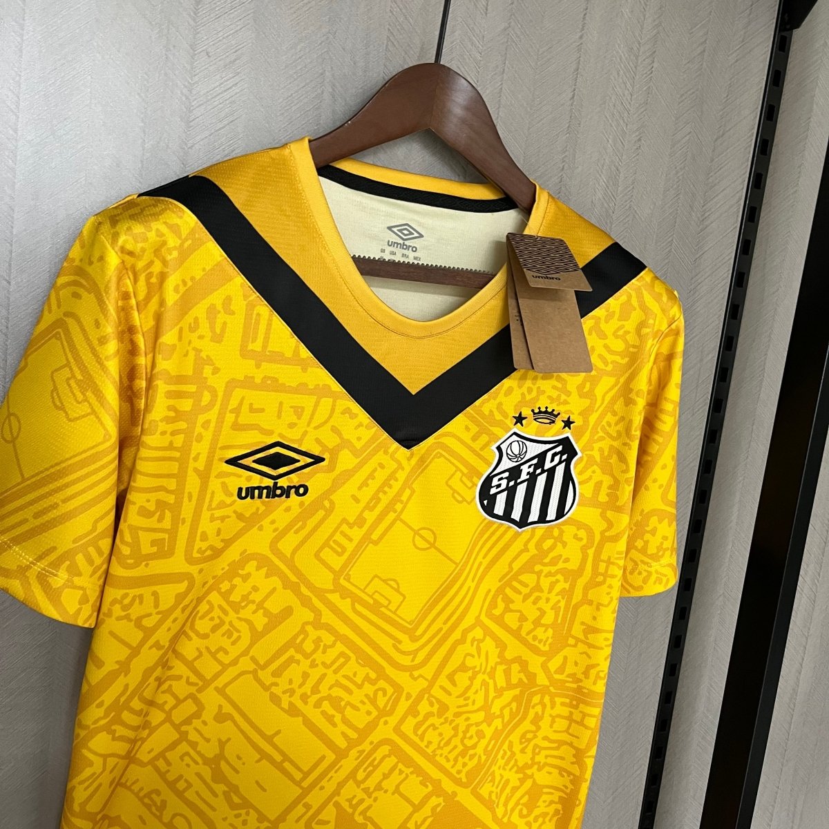 Camisa do Santos III 24/25 Amarela e preta - Garcêz Sports