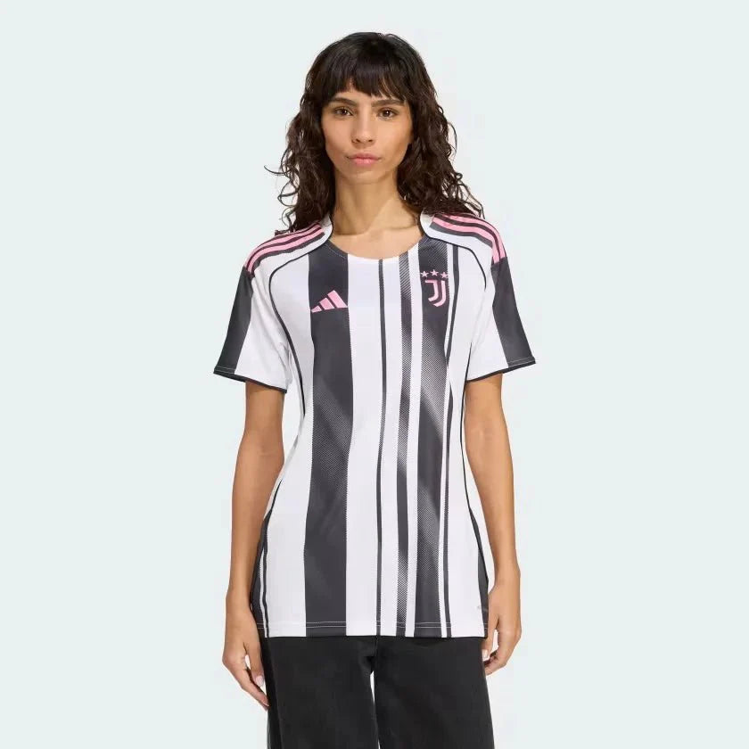 Camisa Juventus FC I Adidas 2025/26 - (Feminina) - Garcêz Sports
