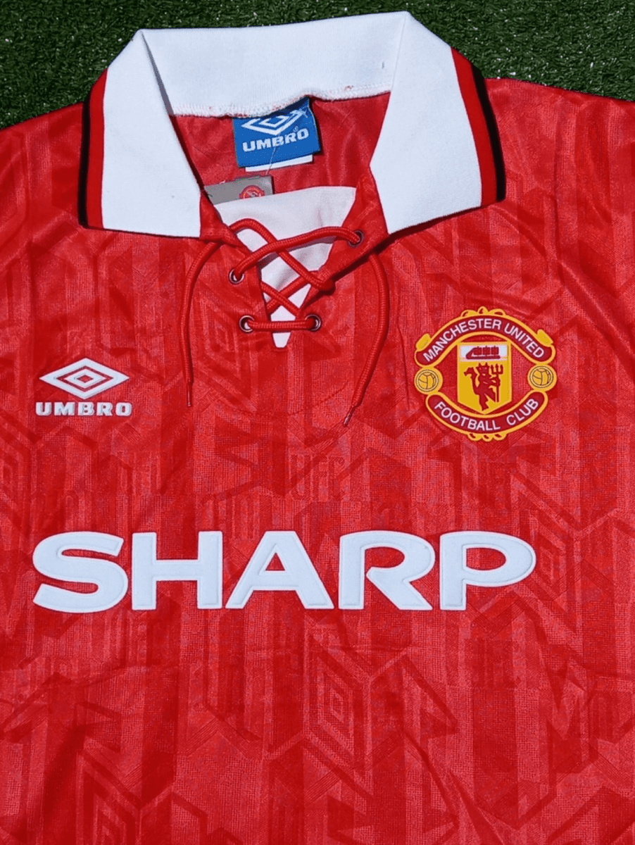Camisa Manchester United I Retrô 1992/93 Umbro - Vermelho - Garcêz Sports