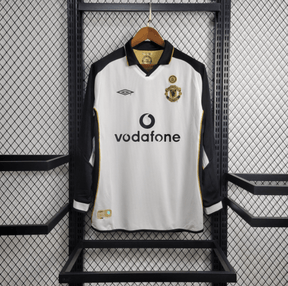 Camisa Manchester United Retro 2001/02 II Branca e Preta Umbro Dupla face Manga Longa - Garcêz Sports