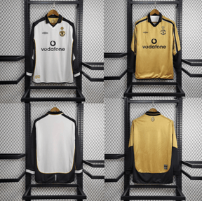 Camisa Manchester United Retro 2001/02 II Branca e Preta Umbro Dupla face Manga Longa - Garcêz Sports