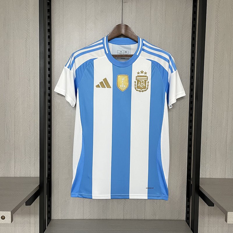 Camisa Seleção Argentina Home 2024/25 + Patch Campeão - Branca e Azul - Garcêz Sports