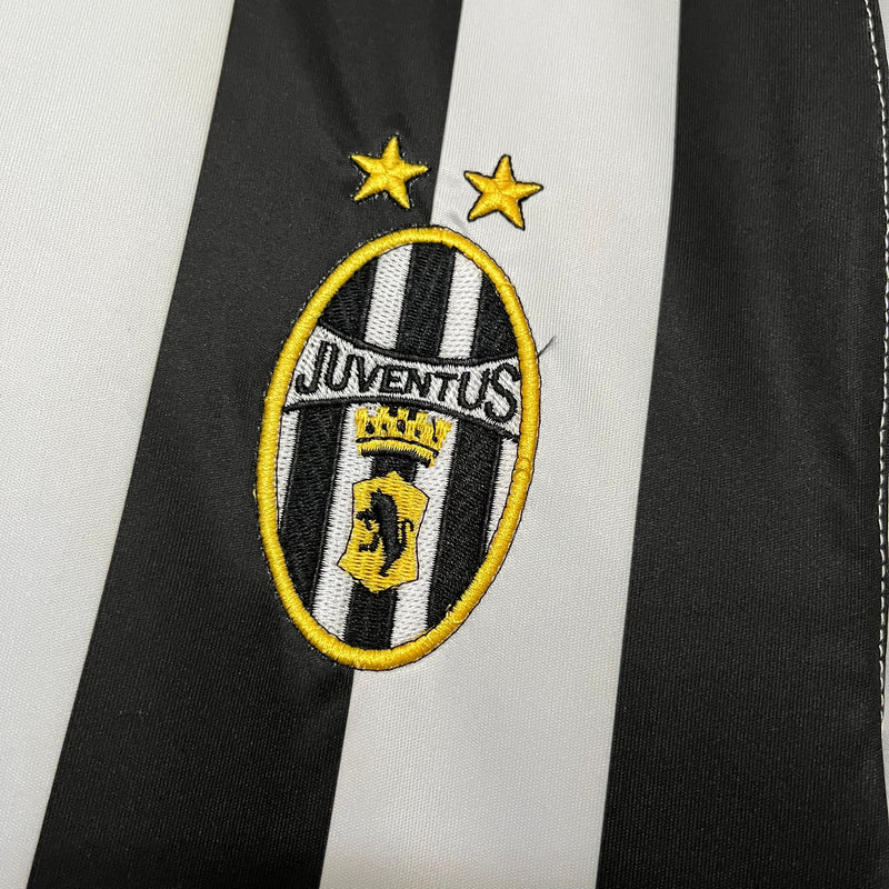Camisa Juventus Retrô 2010  Preta e Branca