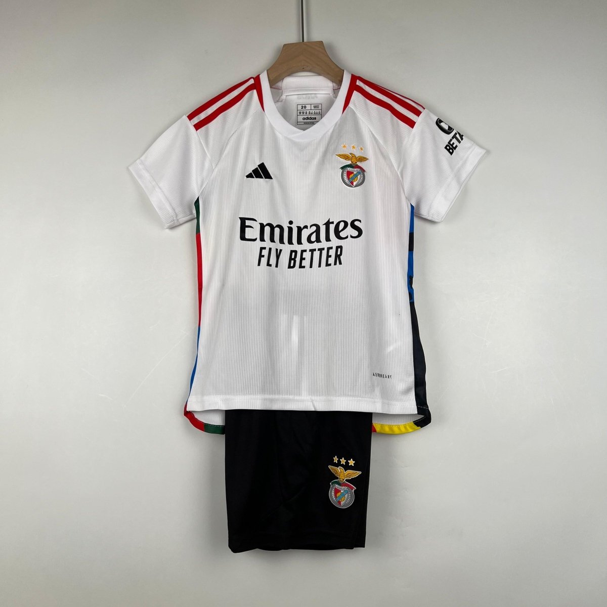 Kit Infantil Benfica I 23/24 - Branca - Garcêz Sports