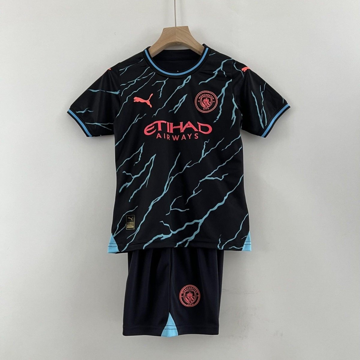 Kit Infantil Manchester City II 23/24 Puma - Preto - Garcêz Sports